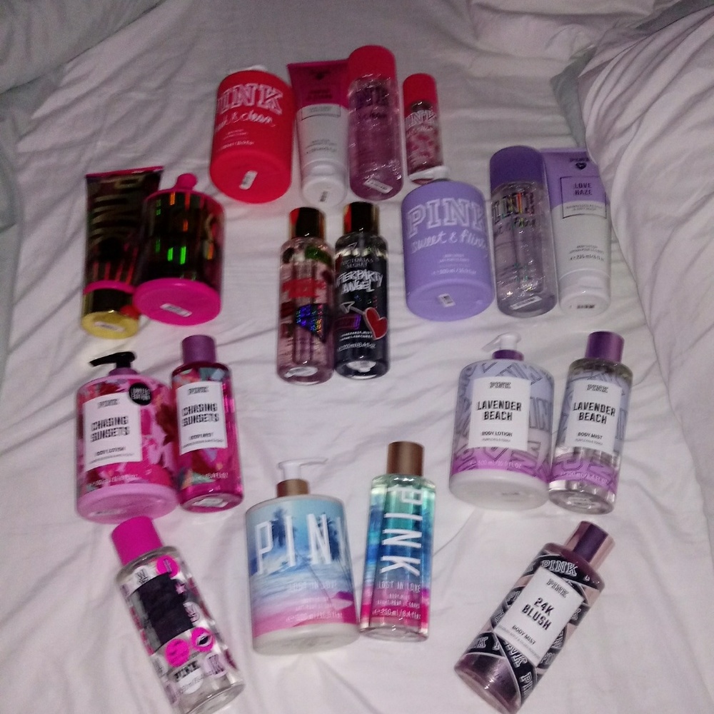 Vs n vs pink sets new. Price is for 1 set